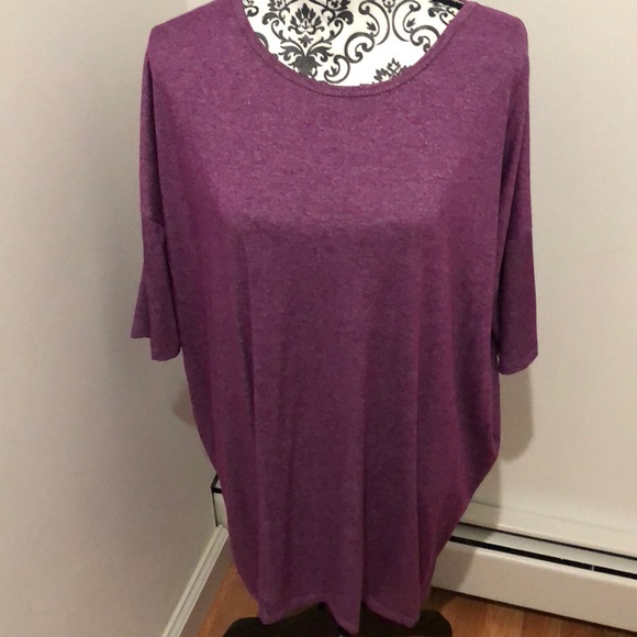 LuLaRoe Tops - 👚Lularoe Purple Heathered Irma👚